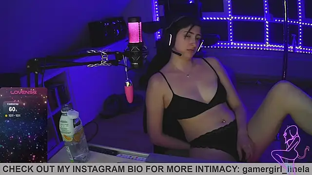 Gamergirl-Linela online show from October 2, 2025, 3:10 am