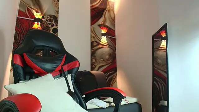 Luke davis01 online show from September 25, 2025, 1:50 pm