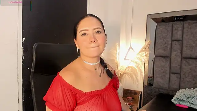 Snapshot of Morgan_Wright chatting on March 20, 2025, 10:07 pm Morgan Wright online show from March 20, 2025, 10:07 pm