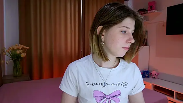 Bella amory online show from February 20, 2026, 1:46 pm