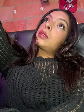 Skye Moore online show from February 12, 2026, 6:07 pm