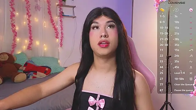 Snapshot of Sweettifani chatting on October 29, 2025, 5:56 pm Sweettifani online show from October 29, 2025, 5:56 pm