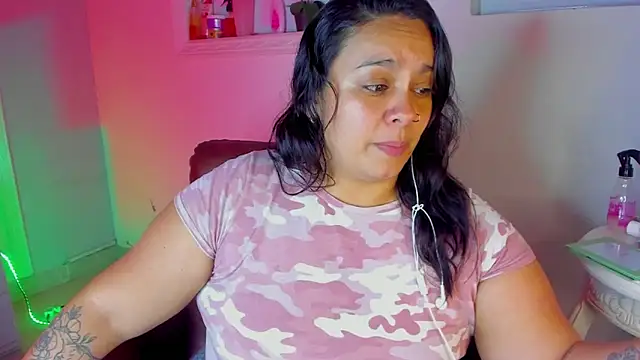 KourtneyEvans online show from February 1, 2026, 5:33 pm