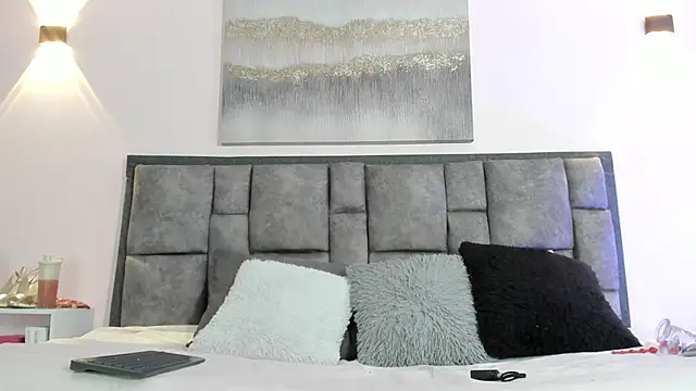 Snapshot of AdelaLust chatting on November 27, 2025, 4:35 am AdelaLust online show from November 27, 2025, 4:35 am