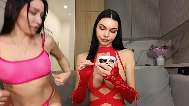 Snapshot of AmyLeeplay chatting on October 12, 2025, 1:18 am AmyLeeplay online show from October 12, 2025, 1:18 am