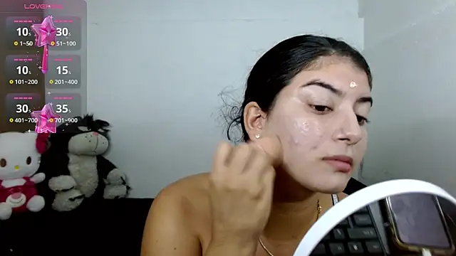 hello kityy25 online show from May 29, 2026, 1:22 am