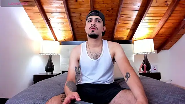 Sebastian Berne online show from November 16, 2025, 6:56 pm