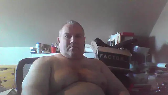 mkestr69 online show from February 11, 2026, 6:08 pm