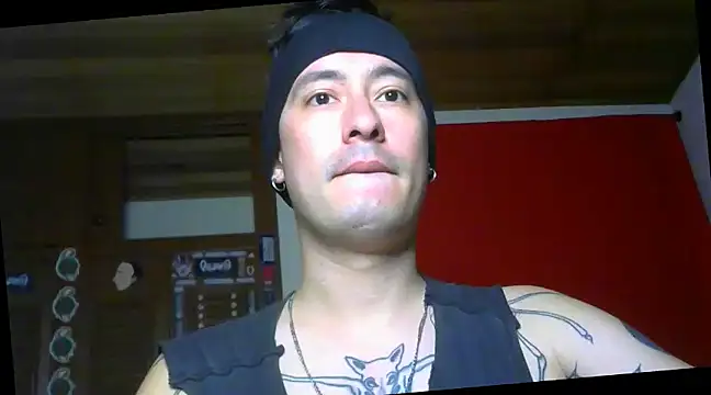 Snapshot of vampireathome chatting on February 11, 2025, 5:16 am vampireathome online show from February 11, 2025, 5:16 am