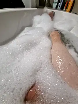 Snapshot of Gncastc23 chatting on October 11, 2025, 4:41 pm Gncastc23 online show from October 11, 2025, 4:41 pm