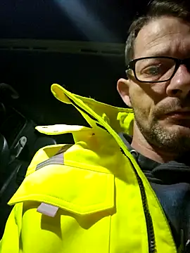 Snapshot of Gncastc23 chatting on October 29, 2025, 1:04 am Gncastc23 online show from October 29, 2025, 1:04 am