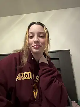 sleepygirlJo online show from February 10, 2025, 7:04 am