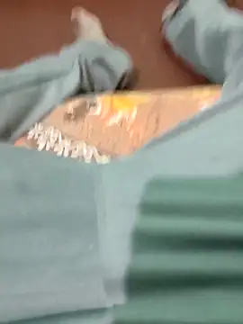 Yashkumar 0697 online show from February 27, 2025, 9:18 am