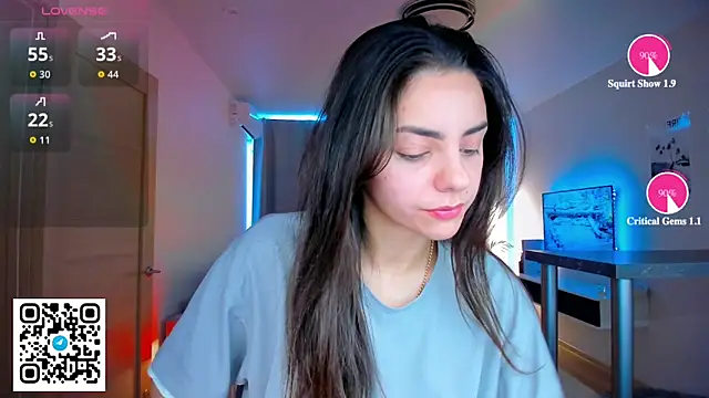 Snapshot of EmiliaZen chatting on February 5, 2026, 11:39 am EmiliaZen online show from February 5, 2026, 11:39 am