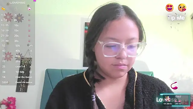 Snapshot of Ariel_star1 chatting on February 3, 2026, 1:16 pm Ariel star1 online show from February 3, 2026, 1:16 pm