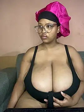 Snapshot of NonoGotBoobies chatting on March 14, 2025, 5:27 am NonoGotBoobies online show from March 14, 2025, 5:27 am