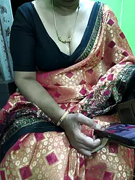 niiveditha online show from October 12, 2025, 10:38 am