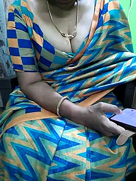 niiveditha online show from September 20, 2025, 3:50 pm