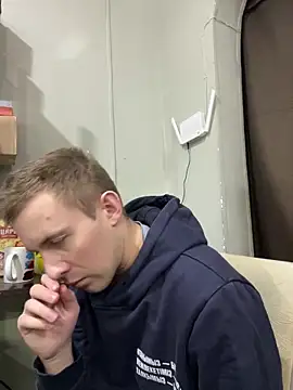 Dimyanmodel online show from March 9, 2025, 4:00 pm