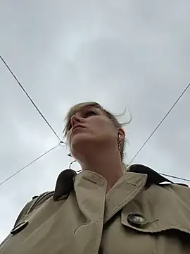 Snapshot of Sexybiene969 chatting on October 25, 2025, 2:28 pm Sexybiene969 online show from October 25, 2025, 2:28 pm