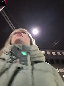 Snapshot of Sexybiene969 chatting on November 24, 2025, 5:13 pm Sexybiene969 online show from November 24, 2025, 5:13 pm