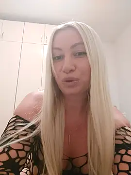 visnjica online show from November 15, 2025, 10:25 pm