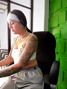 Dulce  Boyd online show from January 13, 2026, 2:10 pm