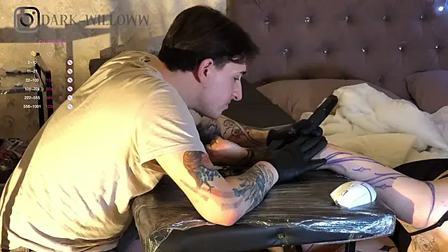 dark-willoww online show from February 18, 2025, 2:27 am