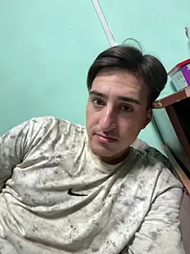 dark-willoww online show from October 6, 2025, 5:19 am