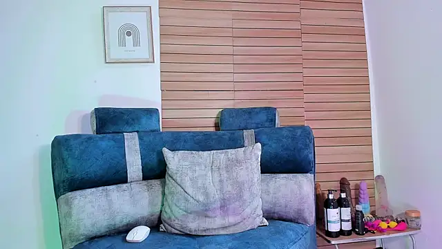 Snapshot of Abbiee_8 chatting on November 9, 2025, 4:33 pm Abbiee 8 online show from November 9, 2025, 4:33 pm