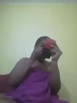 1fiestyalpha online show from February 17, 2025, 3:55 pm