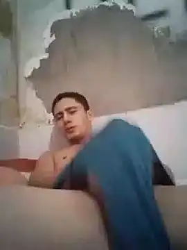 Snapshot of shuelldin chatting on March 21, 2025, 4:51 pm shuelldin online show from March 21, 2025, 4:51 pm