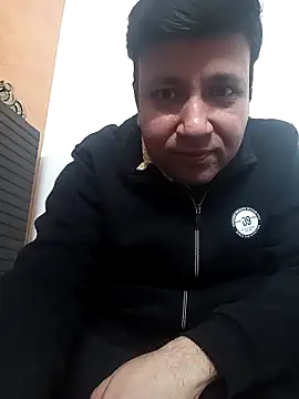 innocentboy1987 online show from December 21, 2025, 10:28 am