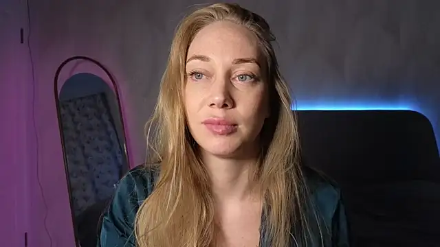 Snapshot of Engel_13 chatting on October 11, 2025, 7:15 pm Engel 13 online show from October 11, 2025, 7:15 pm