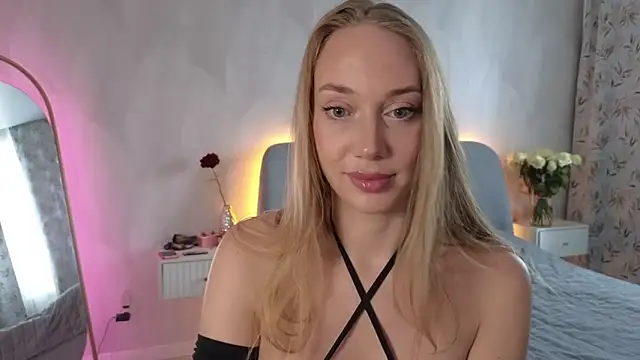 Snapshot of Engel_13 chatting on October 6, 2025, 8:59 am Engel 13 online show from October 6, 2025, 8:59 am