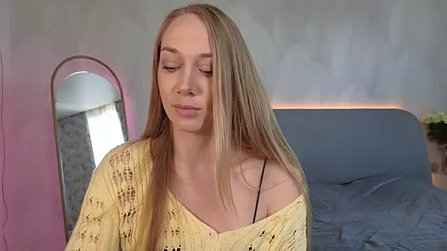 Snapshot of Engel_13 chatting on September 30, 2025, 12:22 pm Engel 13 online show from September 30, 2025, 12:22 pm