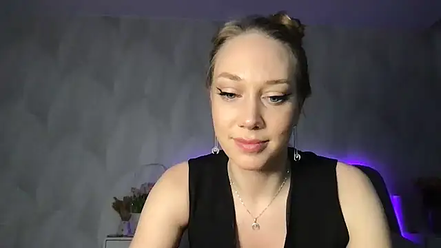 Snapshot of Engel_13 chatting on March 12, 2025, 11:54 am Engel 13 online show from March 12, 2025, 11:54 am