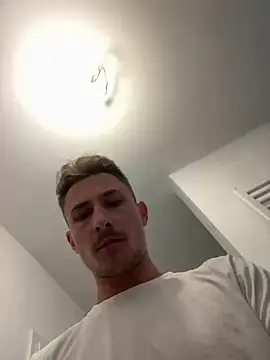 Boddy1301 online show from September 29, 2025, 4:34 pm