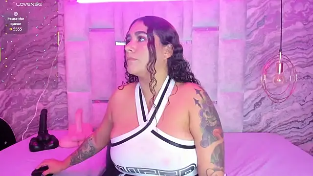 MelissaBloomm online show from November 6, 2025, 2:43 pm