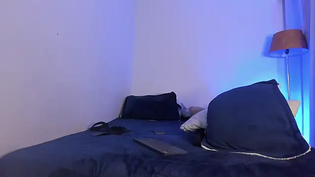 Snapshot of bakersboyssexys chatting on October 9, 2025, 1:50 am bakersboyssexys online show from October 9, 2025, 1:50 am