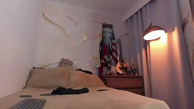 bakersboyssexys online show from March 20, 2026, 1:28 am