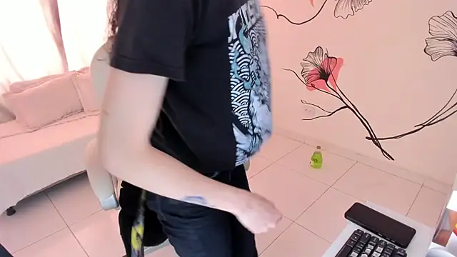 Snapshot of Isabela_Fiorelli chatting on September 14, 2025, 1:44 pm Isabela Fiorelli online show from September 14, 2025, 1:44 pm