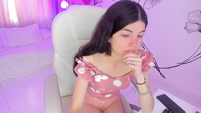 Snapshot of Isabela_Fiorelli chatting on February 21, 2025, 12:06 pm Isabela Fiorelli online show from February 21, 2025, 12:06 pm