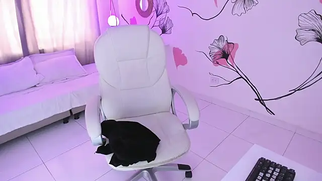 Snapshot of Isabela_Fiorelli chatting on September 26, 2025, 1:18 pm Isabela Fiorelli online show from September 26, 2025, 1:18 pm