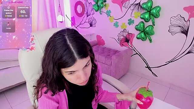 Isabela Fiorelli online show from March 16, 2026, 1:37 pm