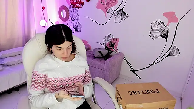 Isabela Fiorelli online show from February 13, 2026, 1:22 pm