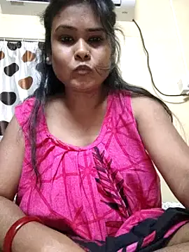 Snapshot of BOLDBEAUTY09 chatting on February 15, 2025, 11:17 am BOLDBEAUTY09 online show from February 15, 2025, 11:17 am