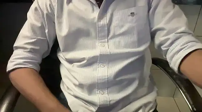 Snapshot of iamabigdickindian chatting on March 17, 2025, 11:53 am iamabigdickindian online show from March 17, 2025, 11:53 am