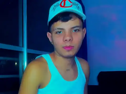 Alessandro 1610 online show from November 12, 2025, 4:49 am