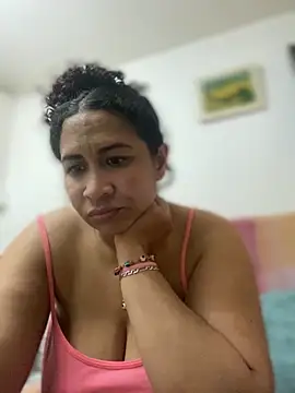 Carola-Ross online show from March 8, 2026, 4:21 pm